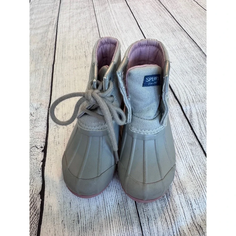 Sperry Top-Sider Toddler Saltwater Duck Boots Grey Pink Metallic Size 8 0638